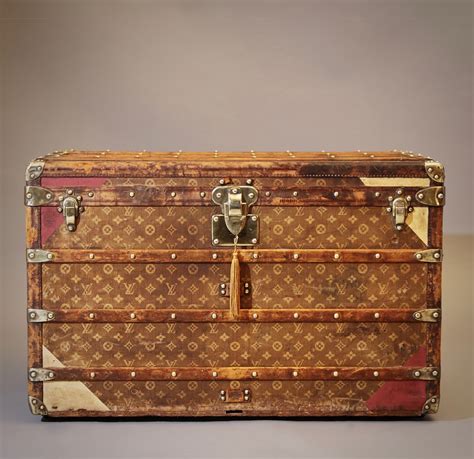 vintage louis vuitton trunk for sale|louis vuitton wardrobe steamer trunk.